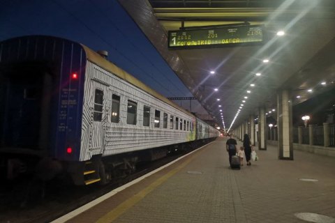 В Ровенской области 17-летний парень совершил самоубийство, прыгнув под поезд