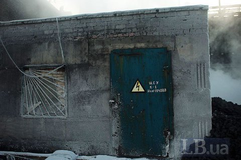 Директор Авдіївського коксохіму повідомив про обстріл лінії електропередач до заводу