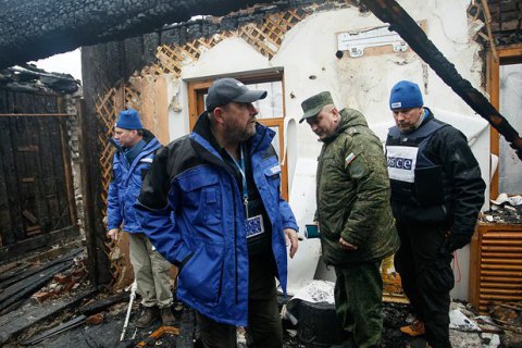 ОБСЕ: в Донецке четыре жилых дома пострадали от обстрела