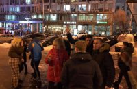 Полиция открыла дело по факту избиения мужчины группой подростков в центре Киева 