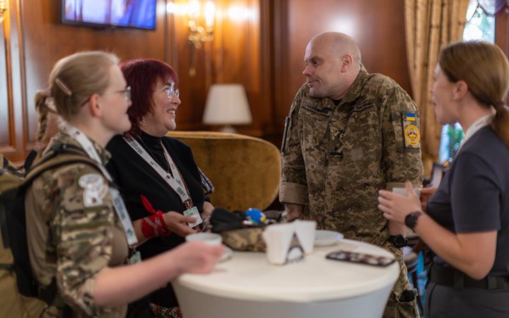 Чи дійсно разом з Сухоруковою звільнилася вся команда меддепартаменту Міноборони — розповідає Дмитро Самофалов