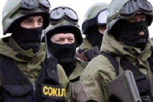 В Одессе берут штурмом дом, где прячутся убийцы милиционеров 