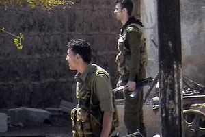 Сирийская армия задержала более 100 повстанцев в Дамаске