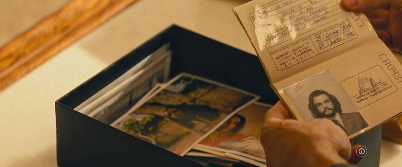 Кадр з фільму 'Таємний агент'.