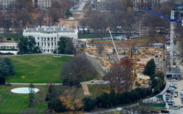 CNN: Трамп особисто обирає мармур для бальної зали у Білому домі