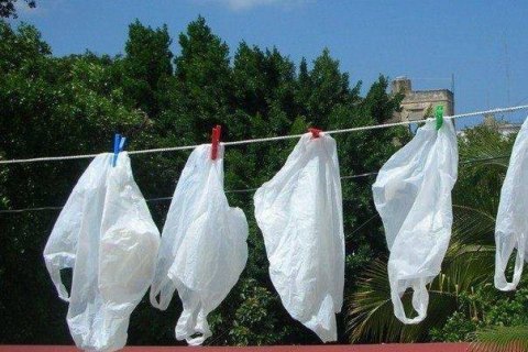 Рада поддержала запрет пластиковых пакетов
