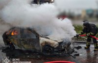 У Херсоні росіяни атакували дроном автозаправну станцію 