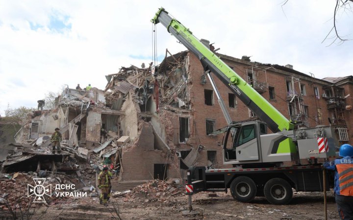 Удар по будинку у Дніпрі: Аварійно-рятувальні роботи завершено, 6 людей загинули та 23 постраждали