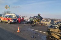 В ДТП на кольцевой дороге Харькова погибли трое взрослых, двое детей – в больнице