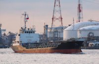 Російський танкер постачав нафту в КНДР, оминаючи санкції