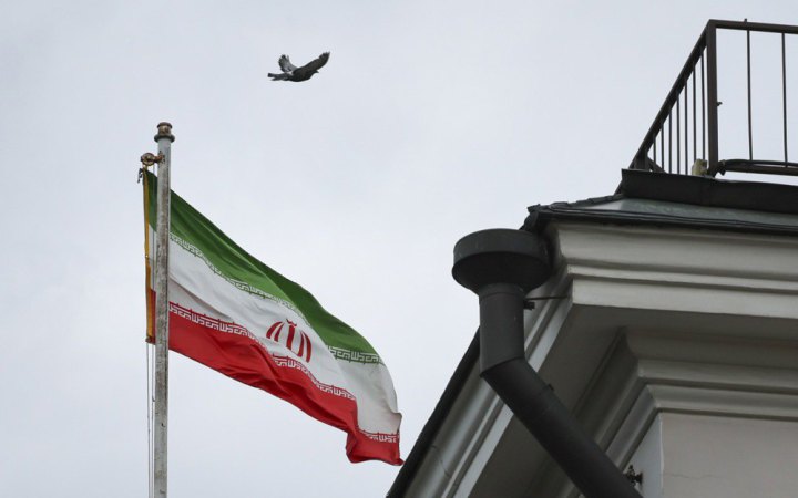 Франція, Німеччина та Велика Британія готові відновити санкції проти Ірану