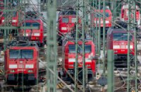​В Германии забастовка железнодорожников остановила 90% поездов