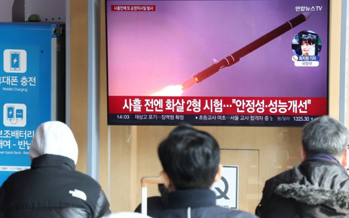 У КНДР заявили про успішне випробовування  ракети з кількома боєголовками