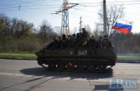 Бойовики ганяють одні й ті ж танки по Донбасу для підняття бойового духу, - РНБО
