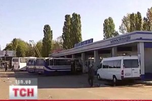 На столичні автовокзали повернулися рекетири