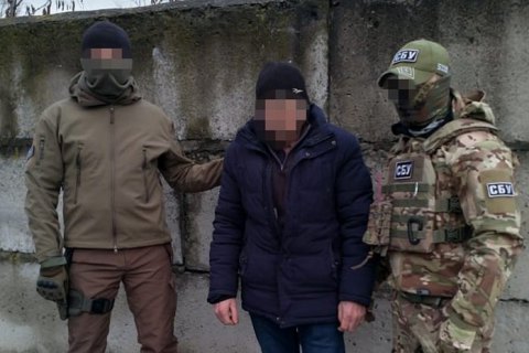 ​На Луганщині затримали колишнього бойовика, який їхав за українською пенсією