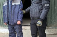 Зрадника, що встановив камери поблизу чорноморського порту, затримали у Миколаєві