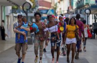 На Кубі сьогодні відбутьcя вибори на тлі найбільшого відтоку населення з часів революції