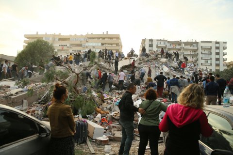 Кількість жертв землетрусу у турецькому Ізмірі зросла до 35 осіб (оновлено)
