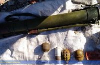У Луганській області вилучили арсенал зброї терористів "ЛНР"