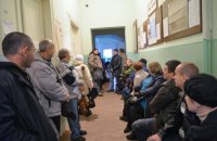 Чому важливий запис до лікаря, а не живі черги у коридорах - Довгопол
