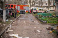 На Київщині в результаті вибуху газу в квартирі сталася пожежа, постраждав чоловік