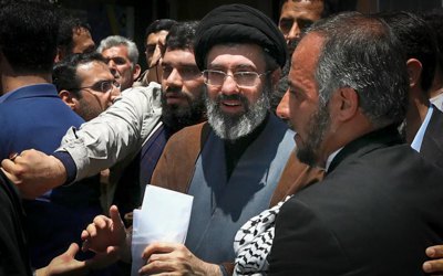 Останній рахбар? Хто такий Моджтаба Хаменеї і чи зможуть США та Ізраїль знести іранський режим 