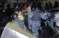 Милиция имела право применить оружие под Киево-Святошинским судом, - МВД