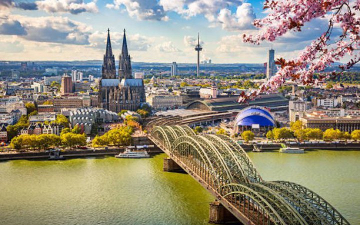 У Кельні завершили знешкодження бомб часів Другої світової війни