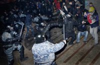 Потерпілі внаслідок розгону Євромайдану сьомий день блокують залу Шевченківського суду