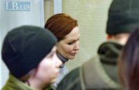 У київському суді сталися сутички під час спроби вивести підозрювану у вбивстві Шеремета