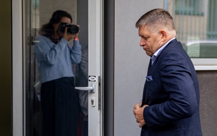 Роберт Фіцо збирається їхати до Москви 9 травня