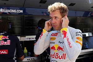 "Феттель в Ferrari? Це брехня", - представник Скудерії