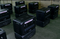 Волонтери передали бійцям 44 бригади ЗСУ велику партію зарядних станцій