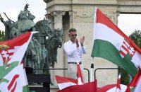 Опозиція: Орбан отримував від оточення "натягнуті" рейтинги своєї партії