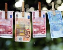 Евро обвалился на межбанке