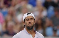 Теннисист подает в суд на "Ролан Гаррос": его сняли с турнира из-за ложноположительного теста на коронавирус