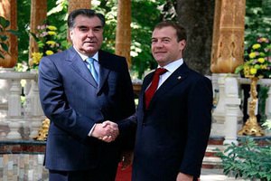 Срок размещения базы РФ в Таджикистане продлят на 49 лет
