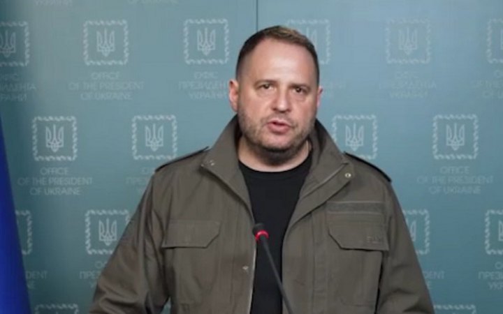 "Битва будет тяжелой": Ермак тоже призвал жителей Луганской и Донецкой областей эвакуироваться