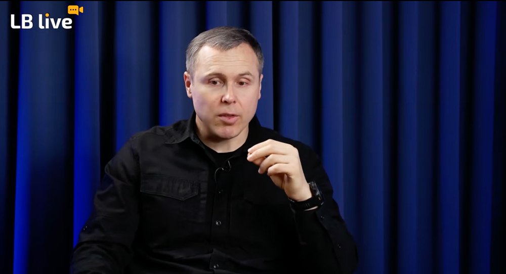  Роман Костенко 