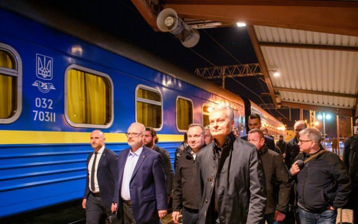 Президенты Польши, Литвы, Латвии и Эстонии прибыли в Украину (обновлено)
