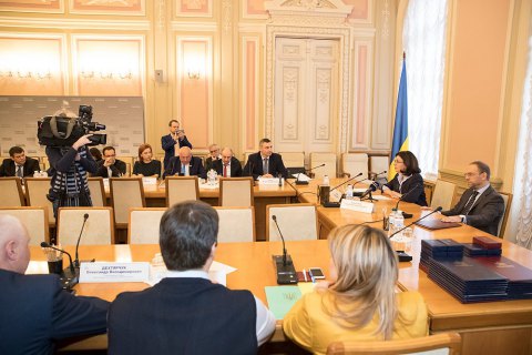 Кличко призвал ускорить принятие законов о развитии местного самоуправления