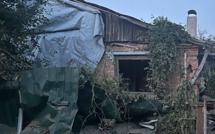 Росіяни поранили трьох цивільних на Дніпропетровщині, зруйновані будинки
