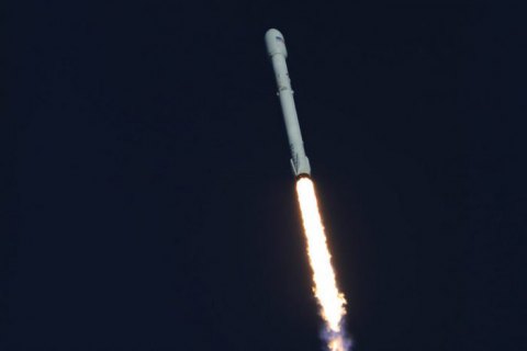 SpaceX запустила на орбіту телескоп для пошуку екзопланет