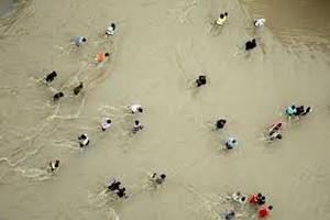 Пекин запретил критиковать власти в новостях о прошедшем наводнении