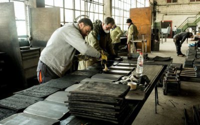 Экономика едет на запад: как спасается украинский бизнес от войны