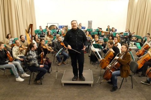 Правнук композитора Миколи Лисенка буде керувати оркестром на концерті Тар'ї Турунен