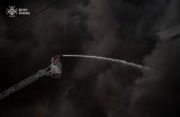 Внаслідок російського удару по Оболонському району Києва загинула жінка