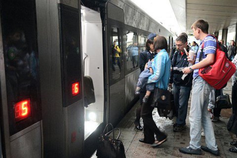"Укрзалізниця" обіцяє Wi-Fi у всіх швидкісних потягах 