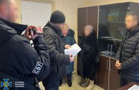 Правоохоронці викрили ще вісім “ухилянтських схем”, затримали ректора столичної академії, керівницю апарату суду та адвоката 